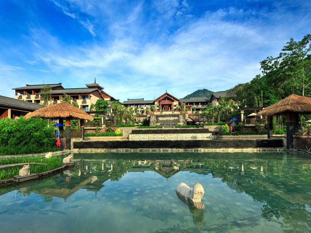 Отель Double Tree Resort by Hilton Hotel Hainan - Qixianling Hot Spring
